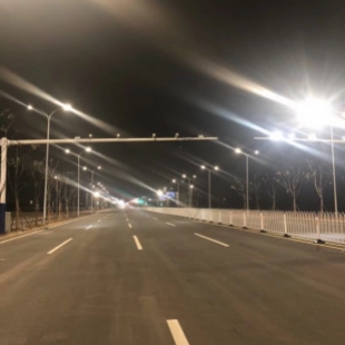 安庆市皖江大道路灯照明工程